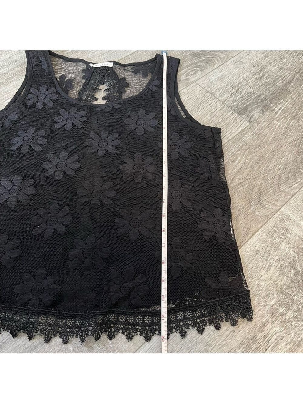 Black Sheer Lace Daisy Flower Sleeveless Top with Open Back S/M - Picture 10 of 14